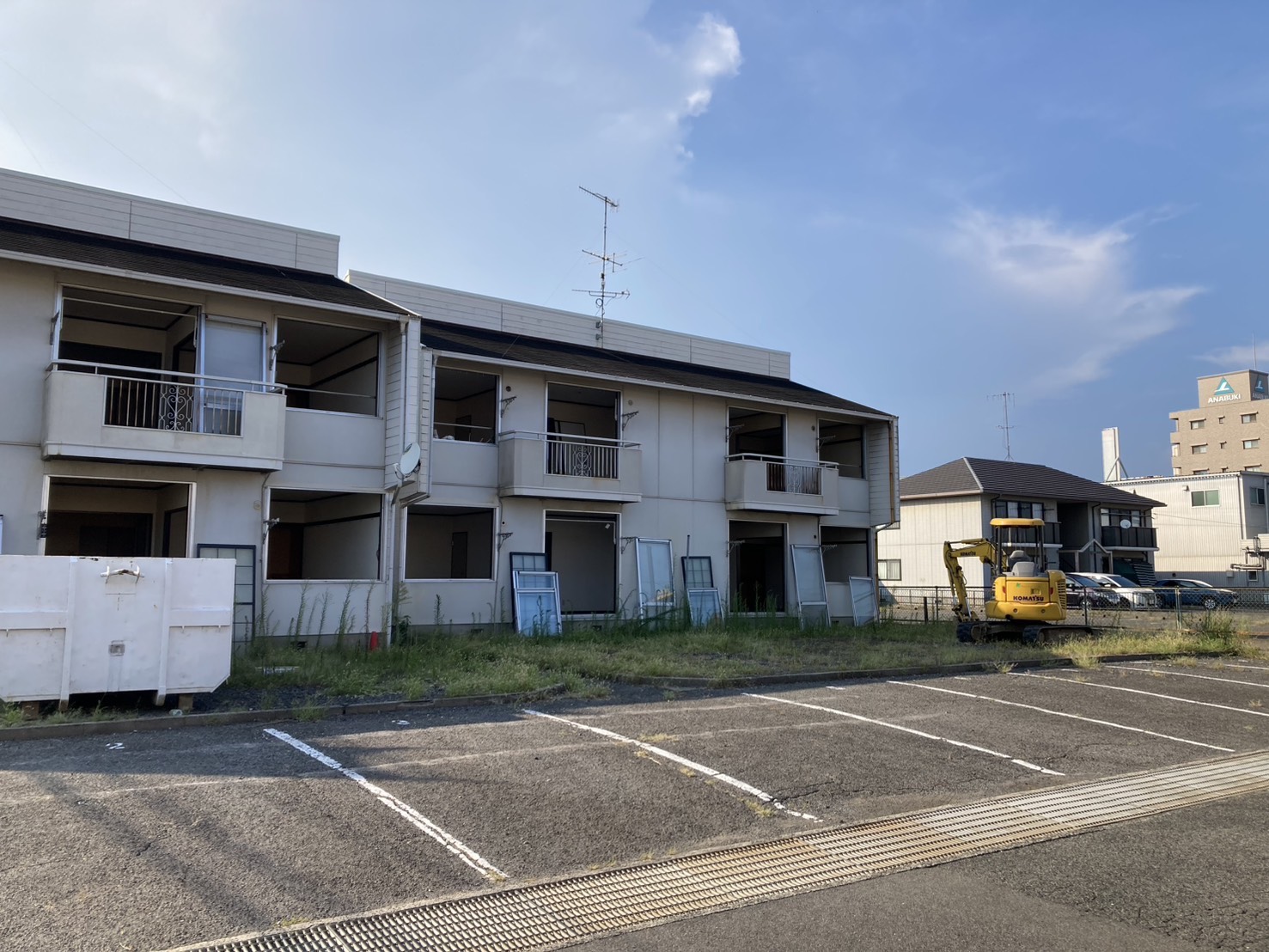福山市蔵王町にて解体工事の画像