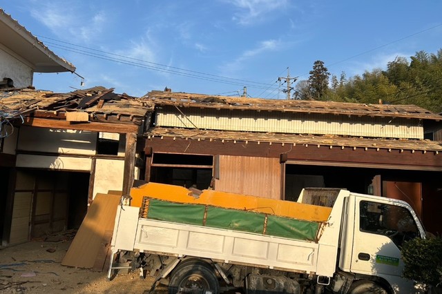 施工中
