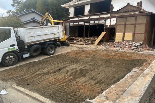 施工中
