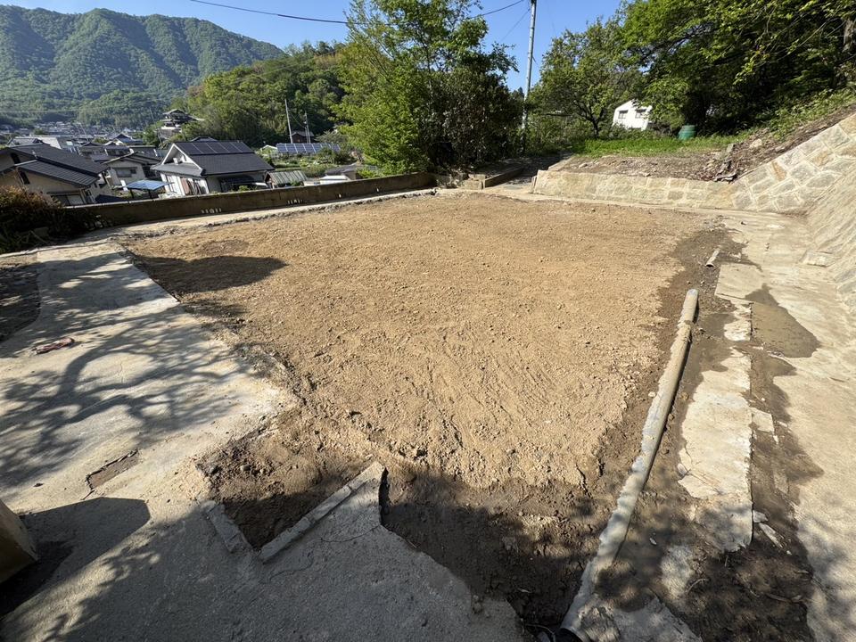 尾道市因島にて解体工事の画像